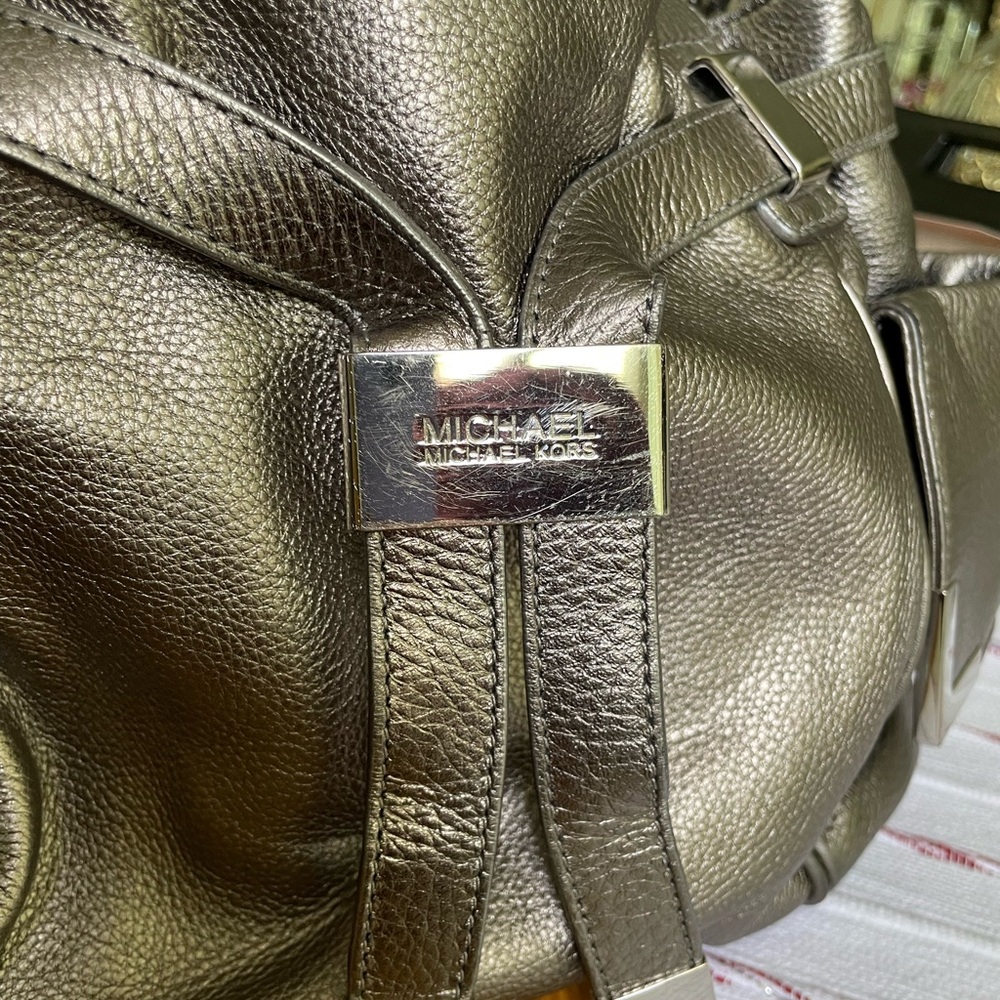 Michael Kors platinum leather handbag